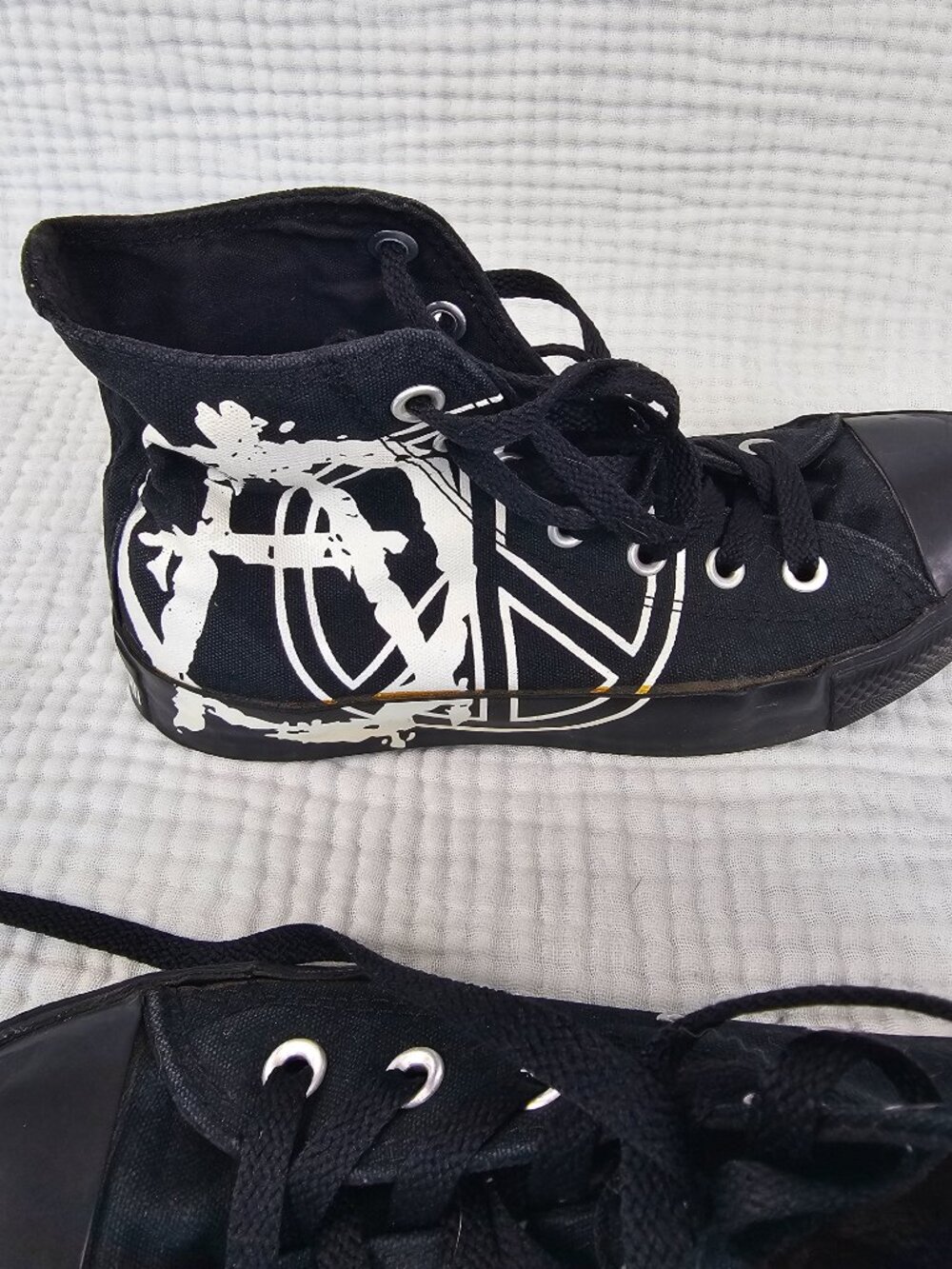 Converse Chuck Taylor All Star * Peace/Anarchy Limited Edition * Women's 8/Men 6 - Picture 12 of 13